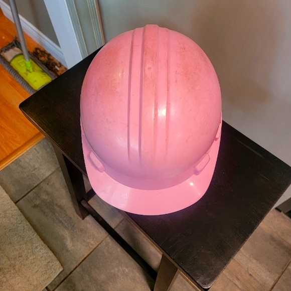 Ladies hardhat - Picture 2 of 5